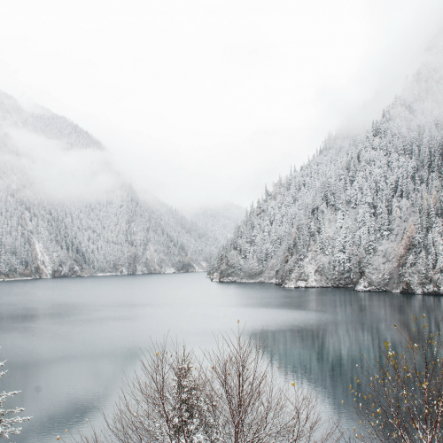 Long Lake Jiuzhaigou China ทะเลสาบมังกรในฤดูหนาว วิวสวยเหมือนเทพนิยาย