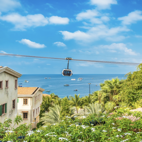 Hon Thom Cable Car ฟูก๊วก นั่งกระเช้าข้ามทะเล