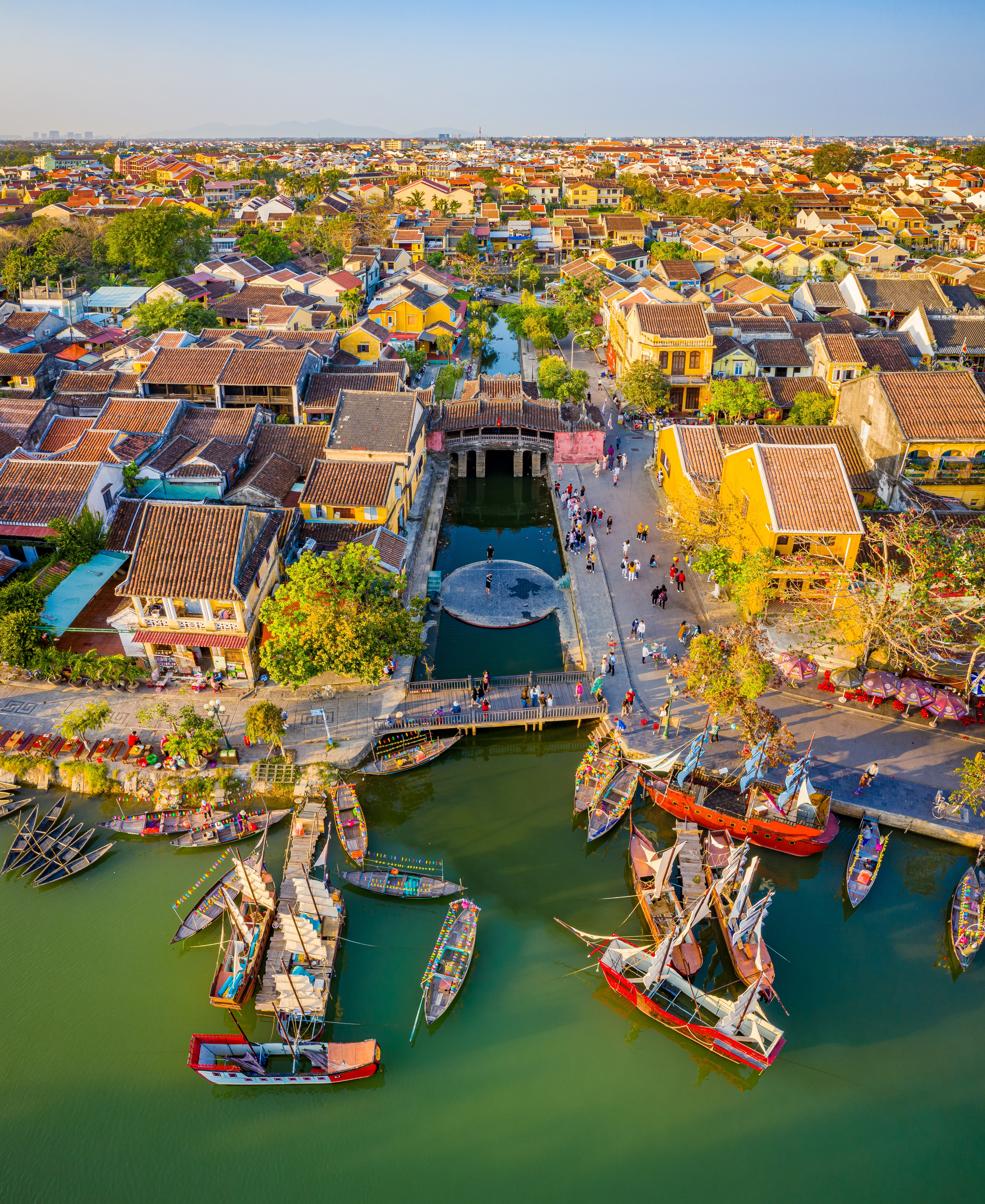 Hoi An Ancient Town เมืองโบราณฮอยอัน โคมไฟสีสันสวยงามยามค่ำคืน