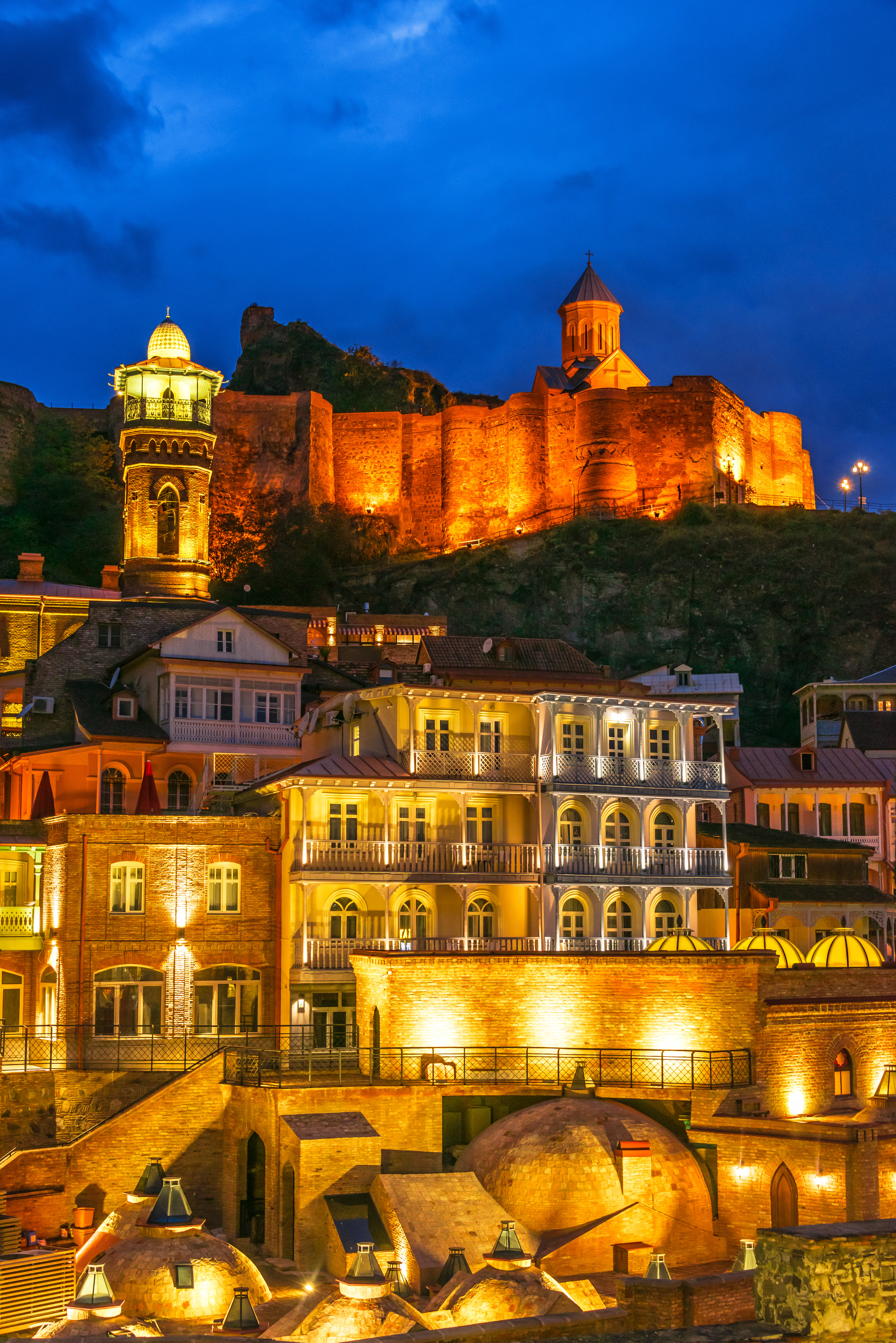 Narikala Fortress Tbilisi ยามค่ำคืน