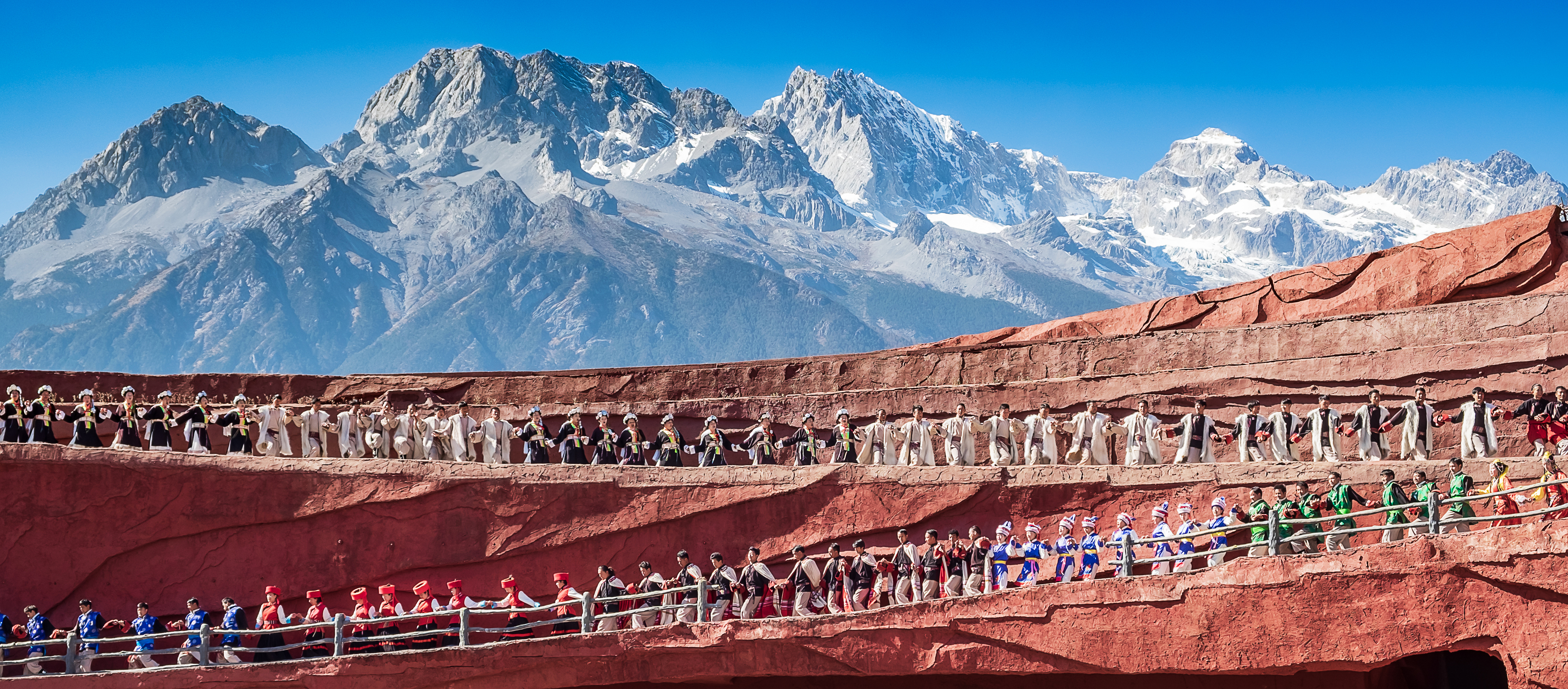 วิวปิดท้ายการแสดง Impression Lijiang ยามค่ำคืน