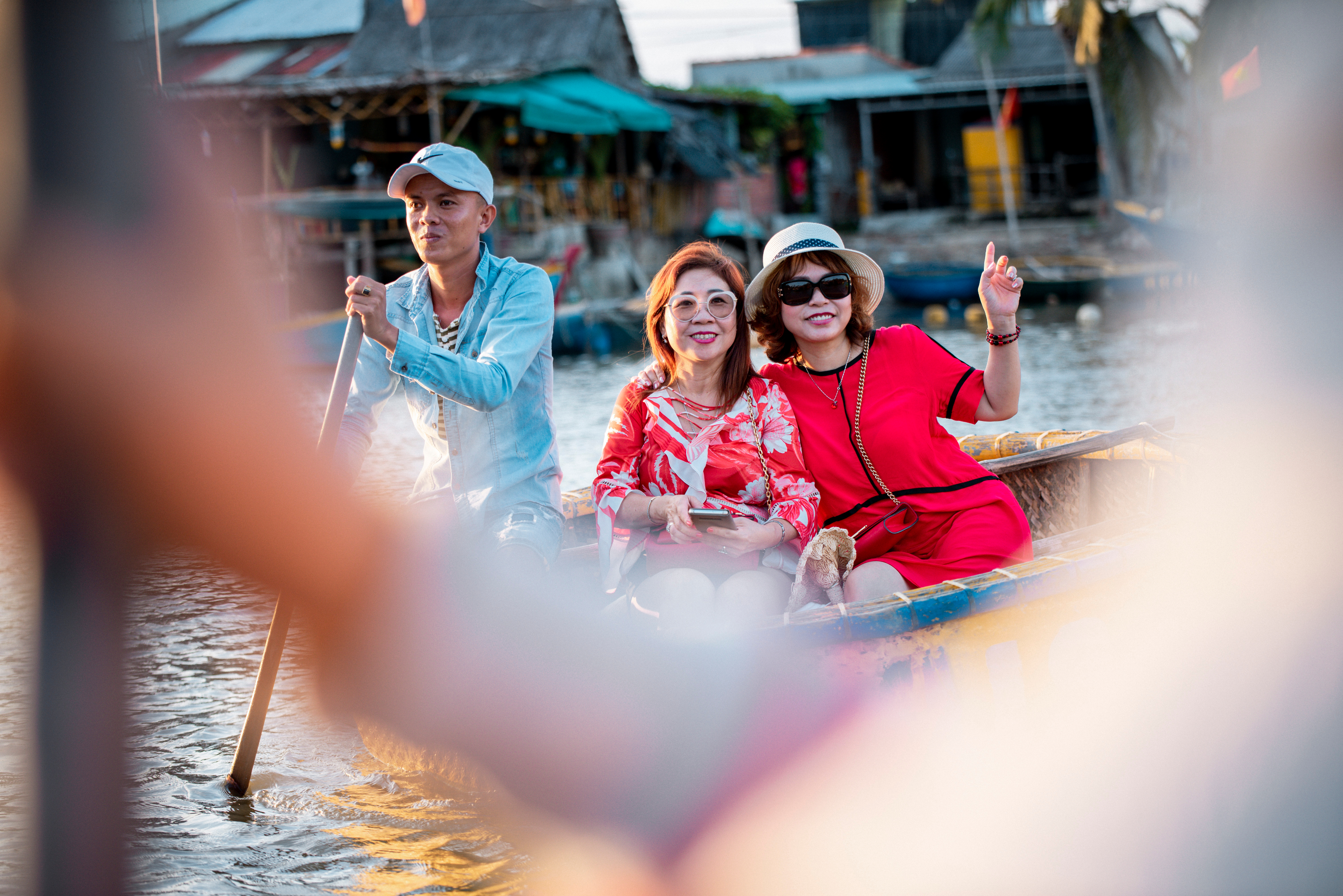 โชว์หมุนเรือกระด้ง ฮอยอัน