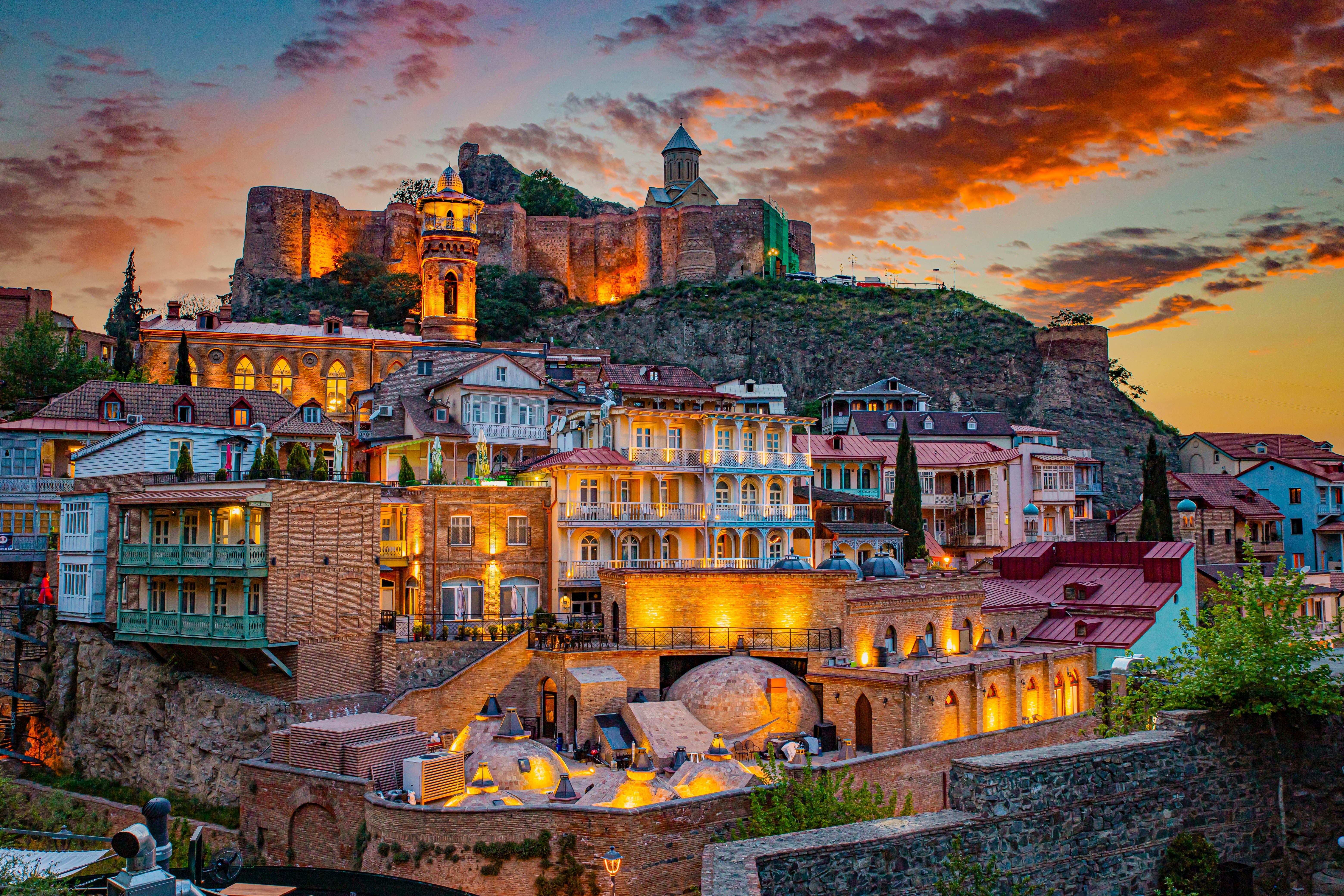 น้ำพุร้อน Abanotubani Tbilisi
