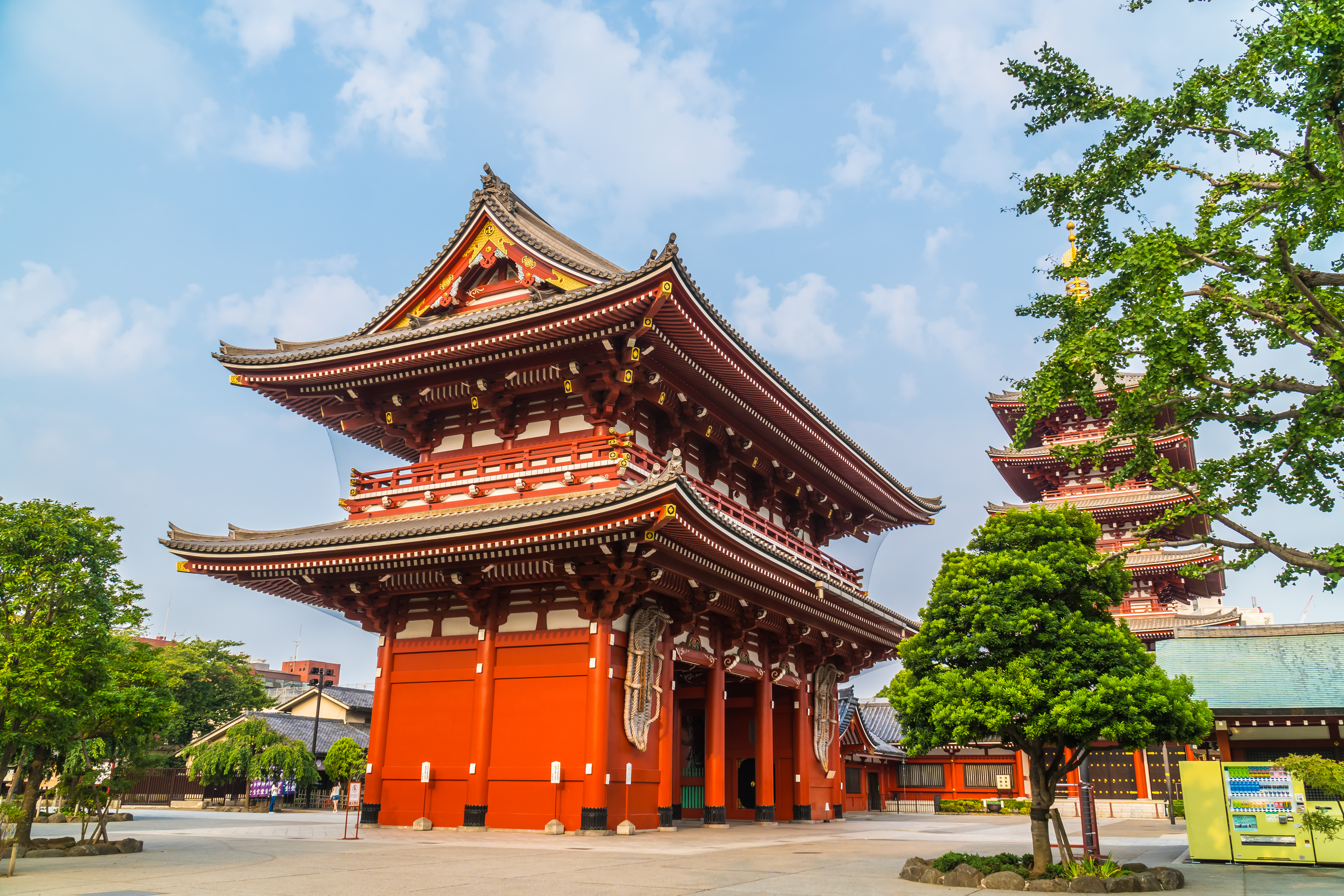 บรรยากาศภายในวัดเซ็นโซจิ วัดอาซากุสะ โตเกียว ประเทศญี่ปุ่น