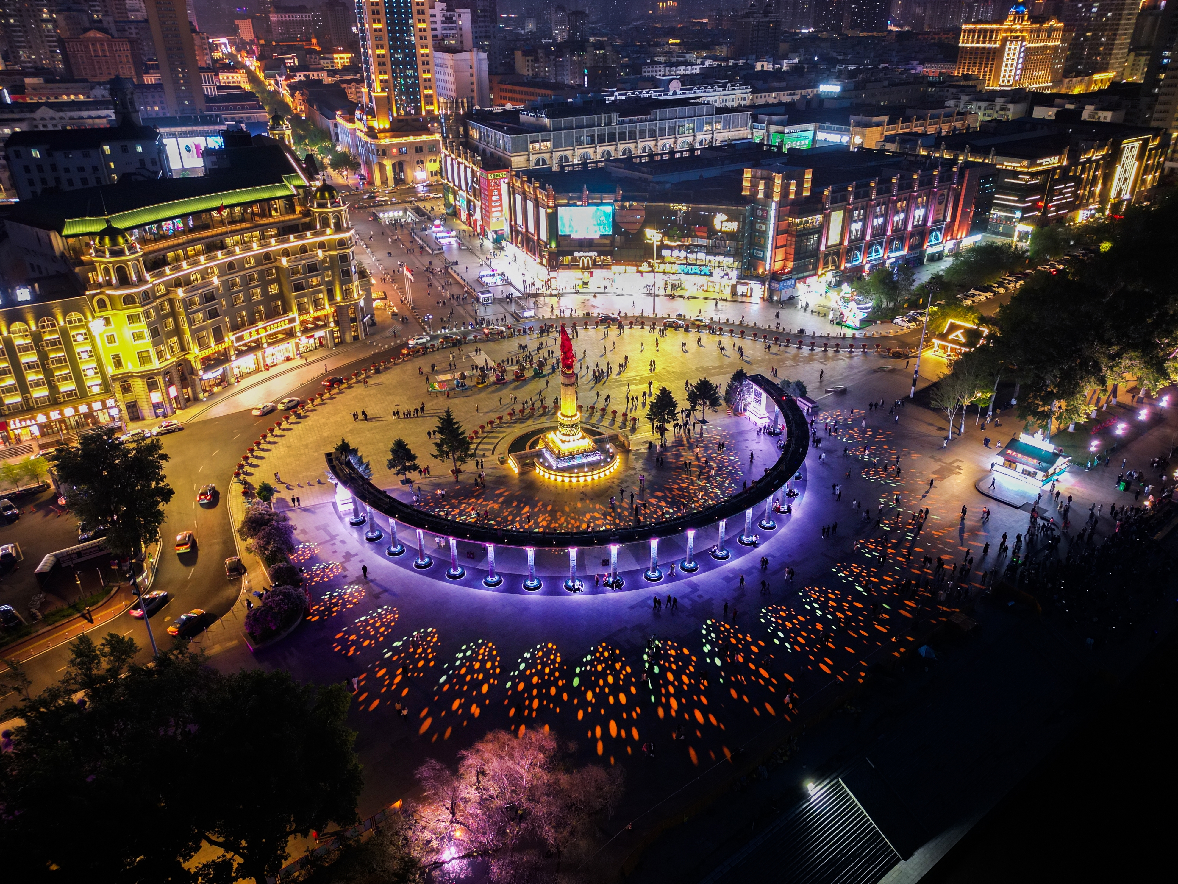 บรรยากาศความอลังการของเทศกาลน้ำแข็งและหิมะฮาร์บิน ทัวร์จีนหน้าหนาว