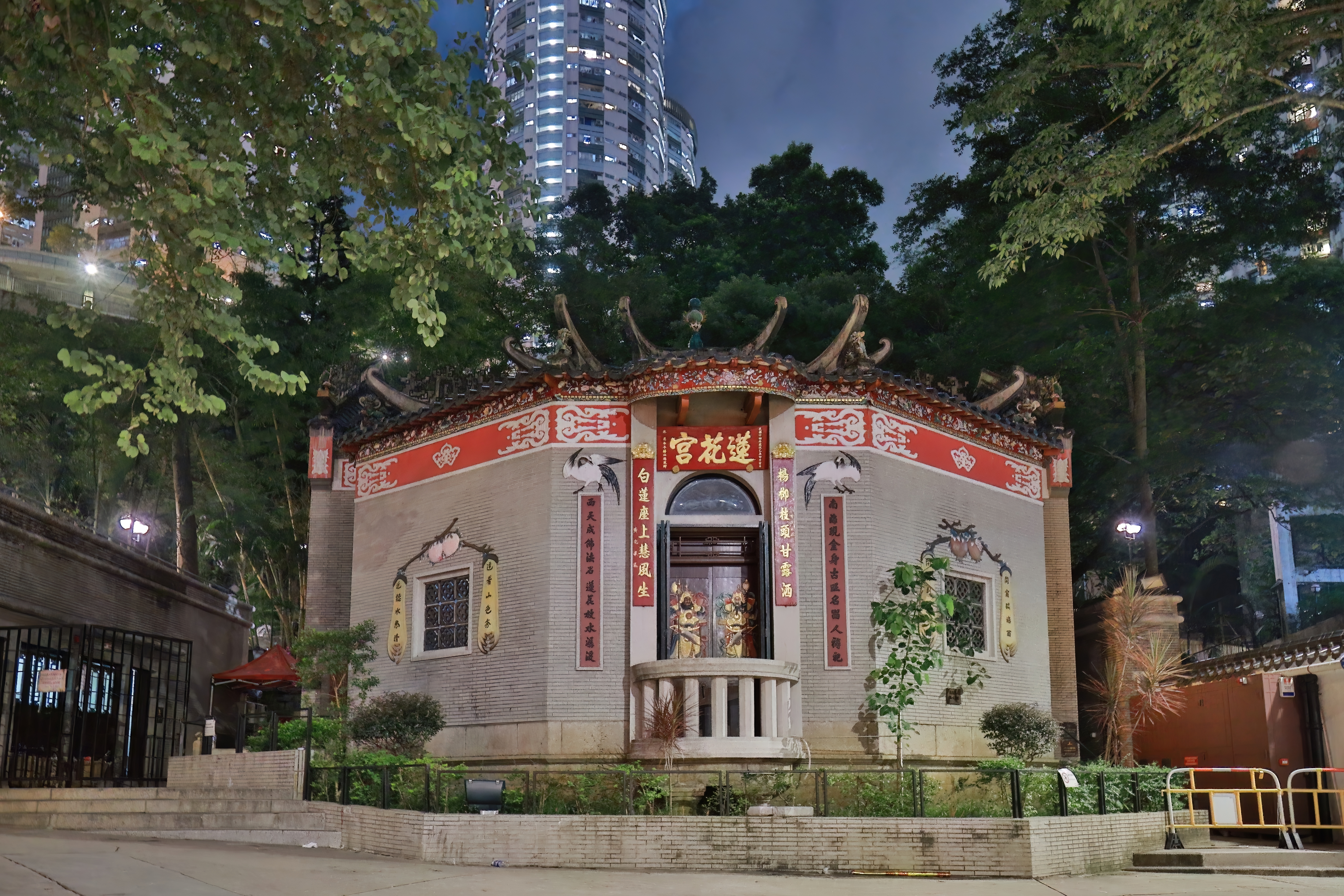 วัดหลินฟ้า Lin Fa Temple ฮ่องกง วัดดังสายมูขอพรโชคลาภ