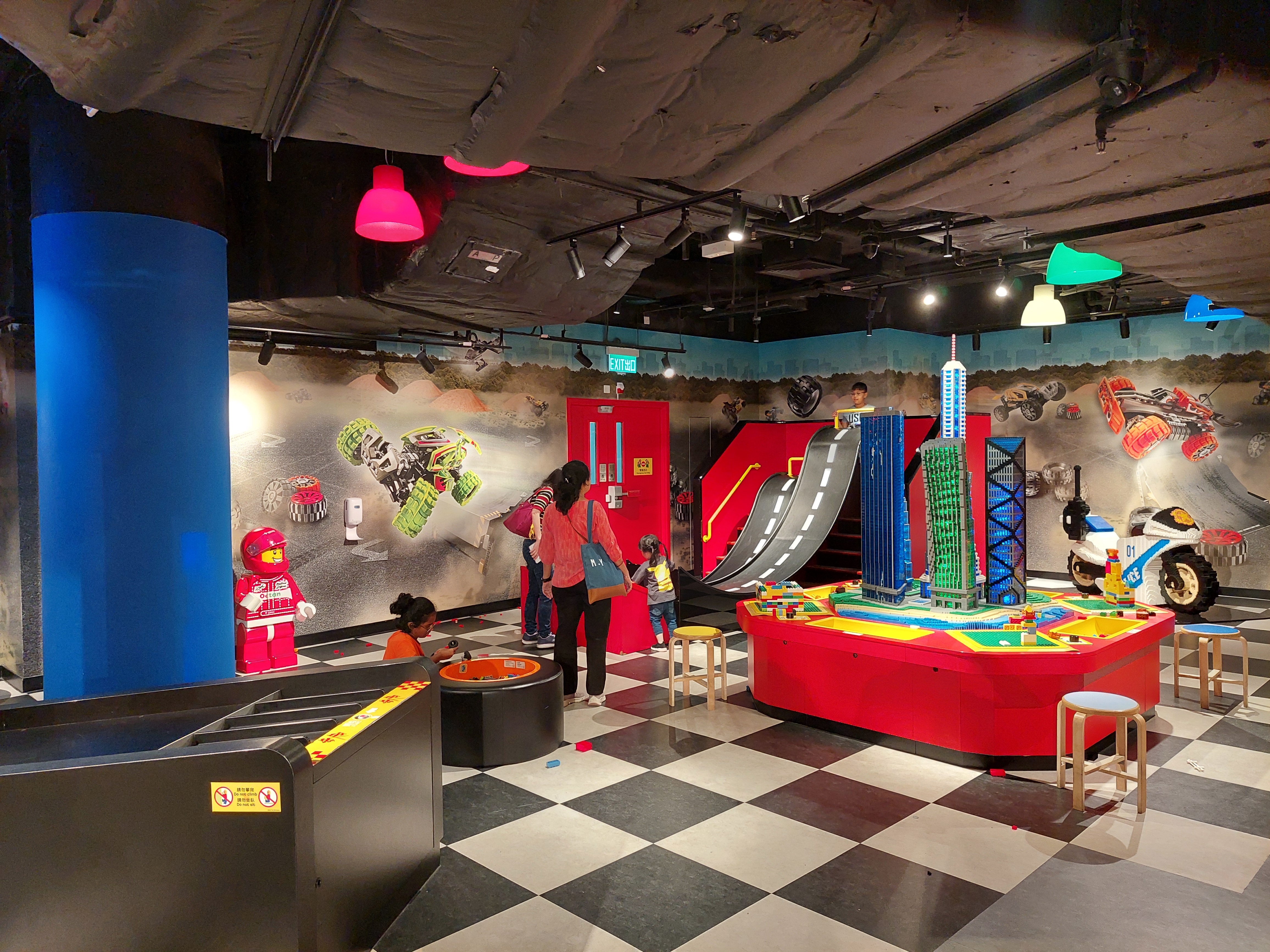 โซนกิจกรรมภายใน LEGOLAND Discovery Centre Hong Kong