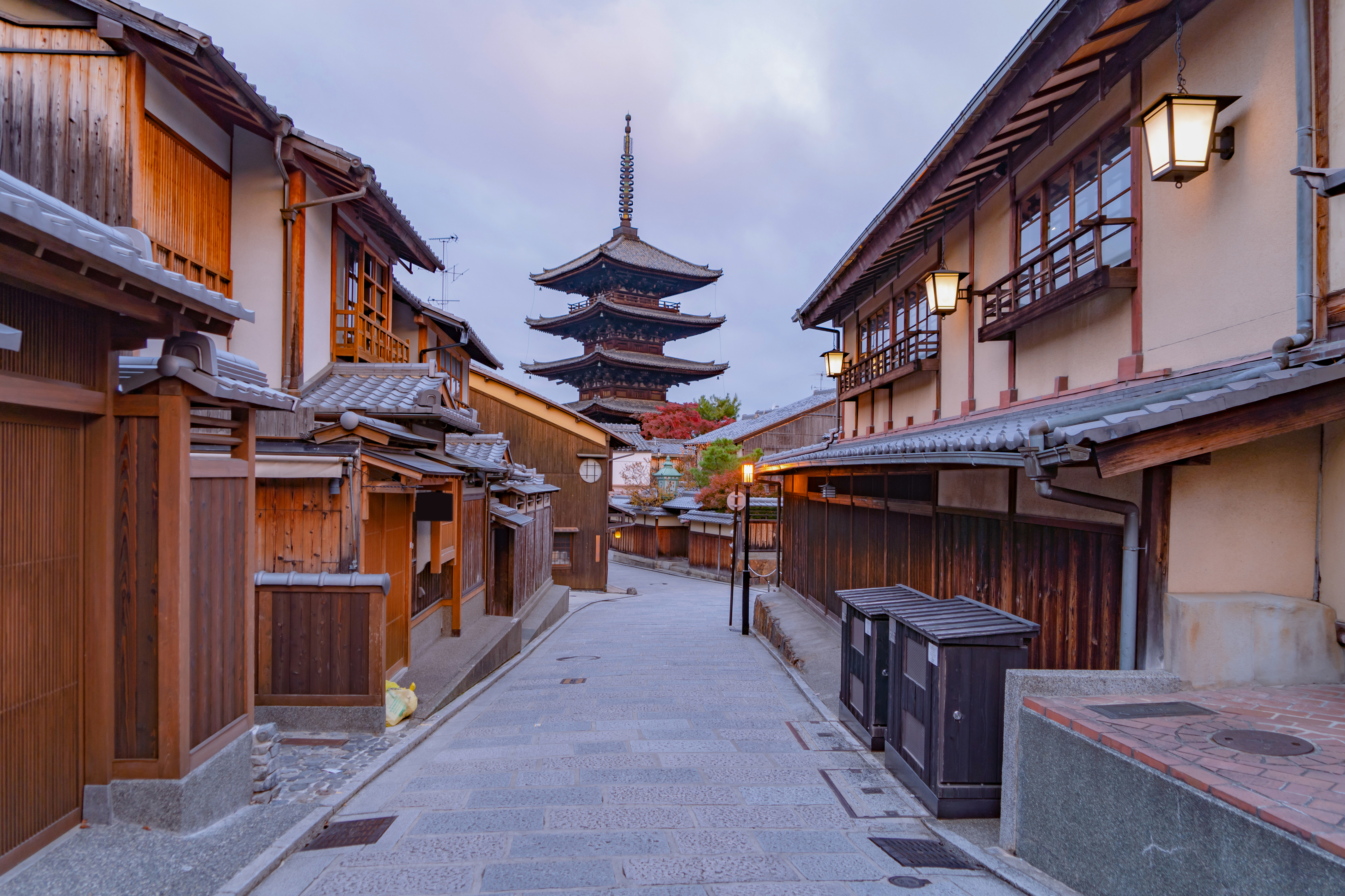 ย่าน Higashiyama เมืองเก่าเกียวโต ถนนโบราณบ้านไม้ญี่ปุ่นดั้งเดิม